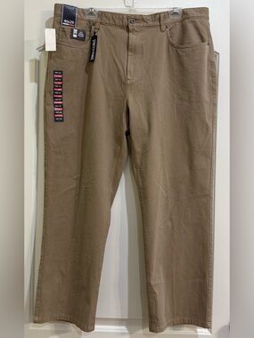 Roundtree & Yorke Khaki Men’s Pants Flat Front Stretch Size 40x29. NWT